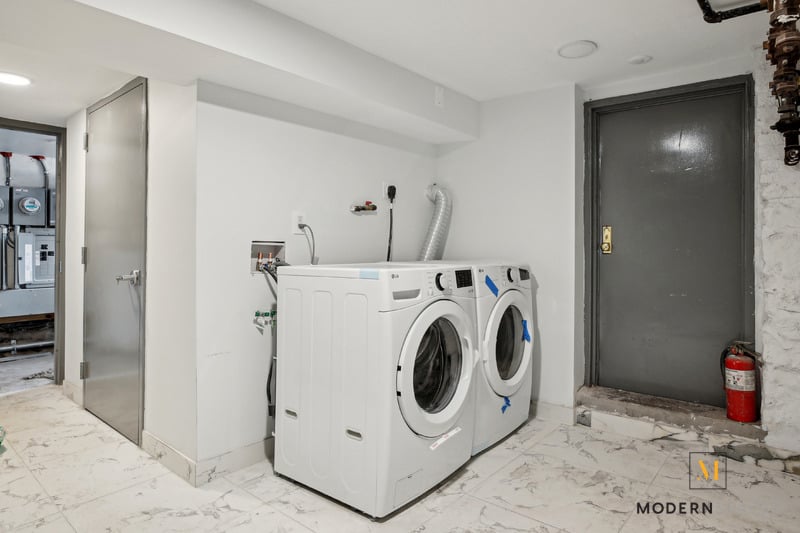 2-Bed/3-Bath Duplex (Conv 3-Bed)