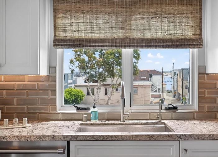 3828 Mission Blvd, San Diego, CA 92109