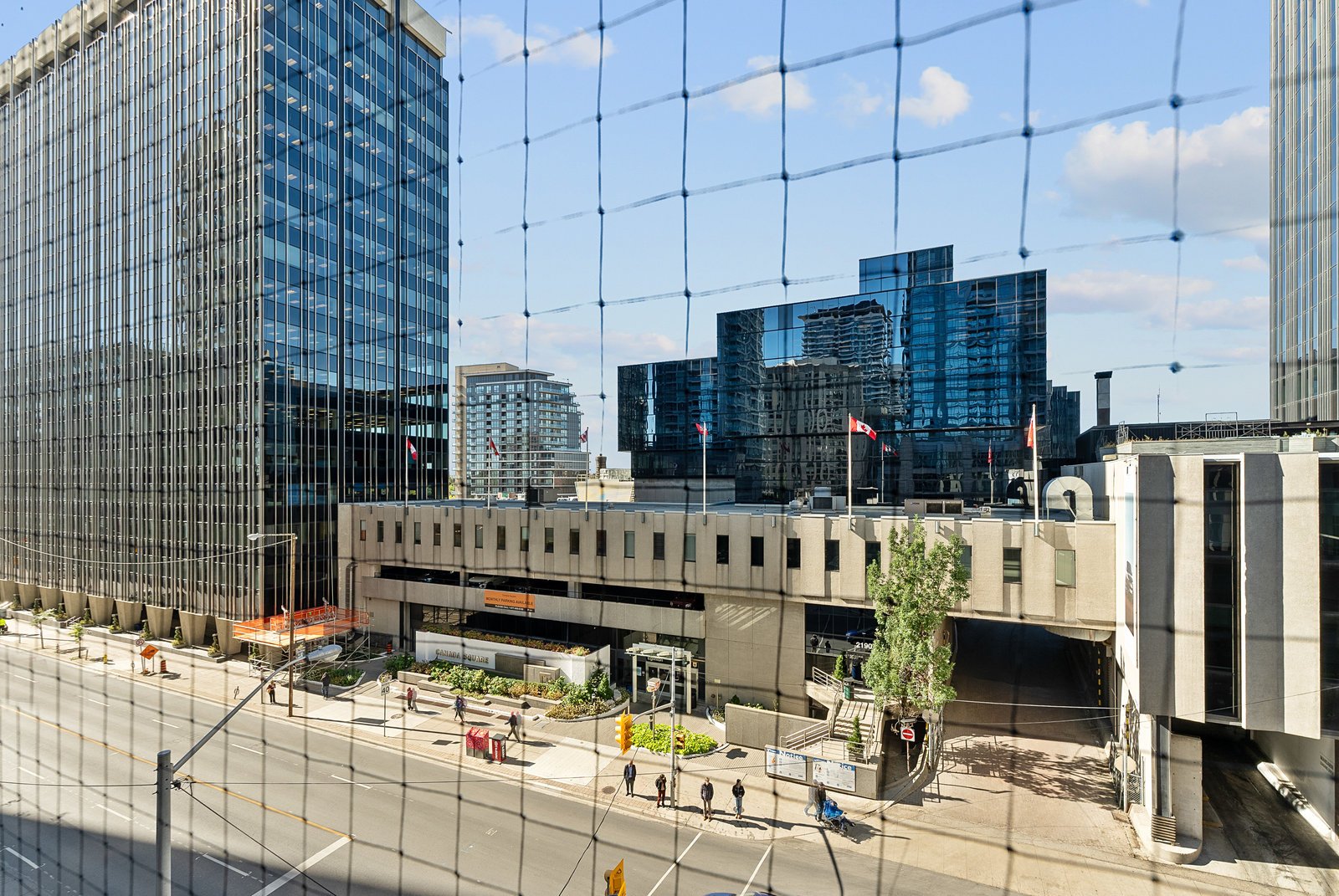 2191 Yonge Street Unit: L7