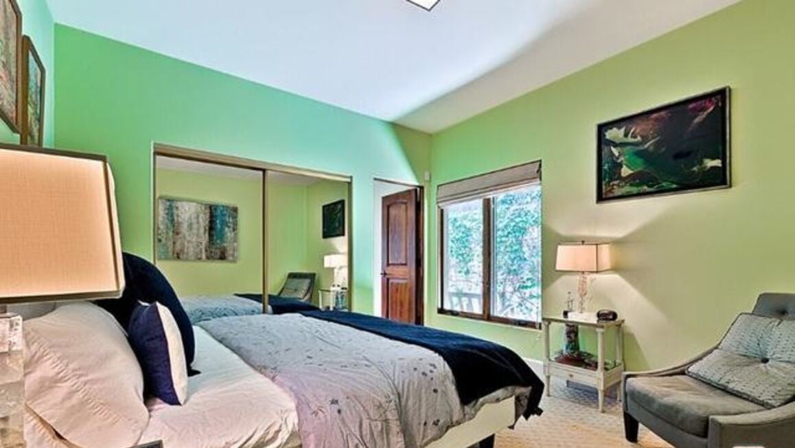 Zenith Crest, Summit Cir, 90210