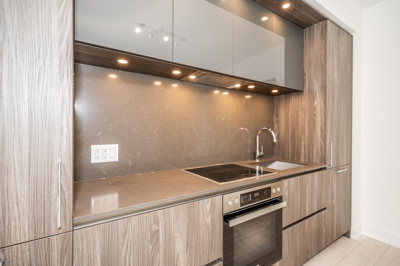 15 Mercer Street Unit: 1707
