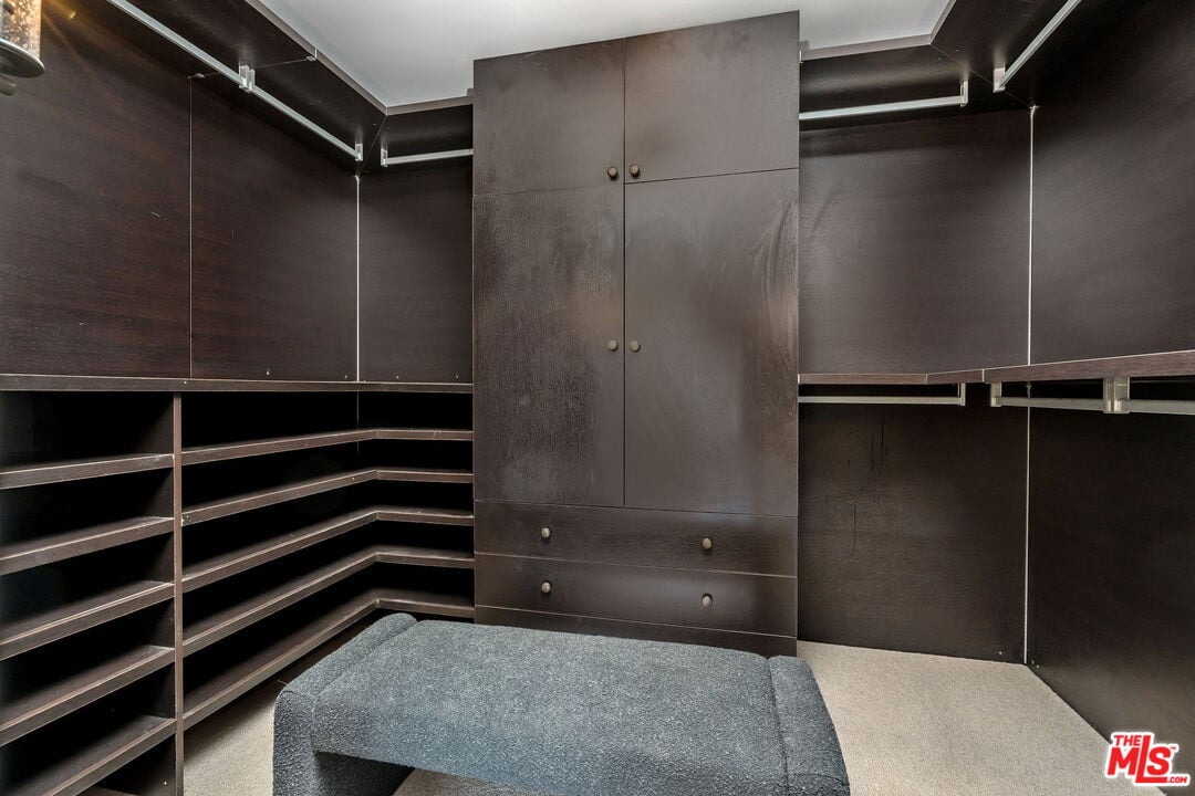 6250 Hollywood Blvd, #10L