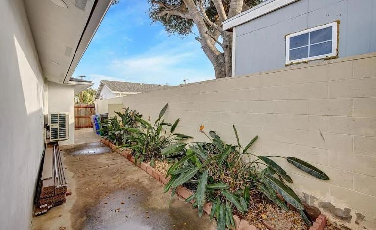 4107 Cole Way san diego, CA 92117