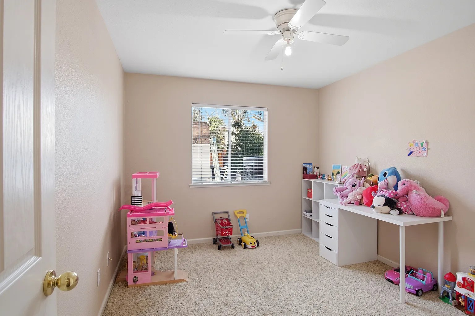 1044 Sandra Street