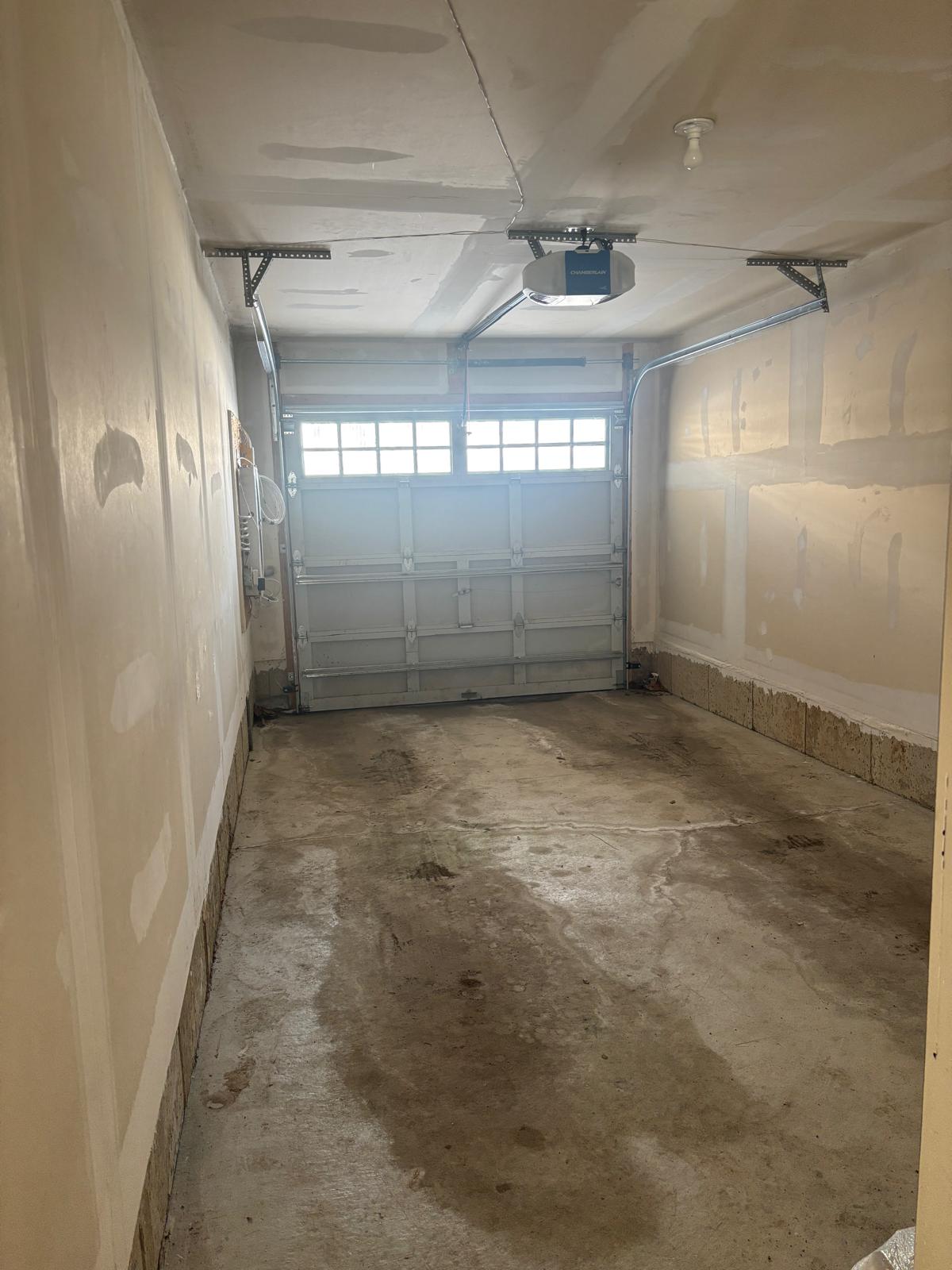 5 SAVAGE Drive, Hamilton, ON L0R 2H9