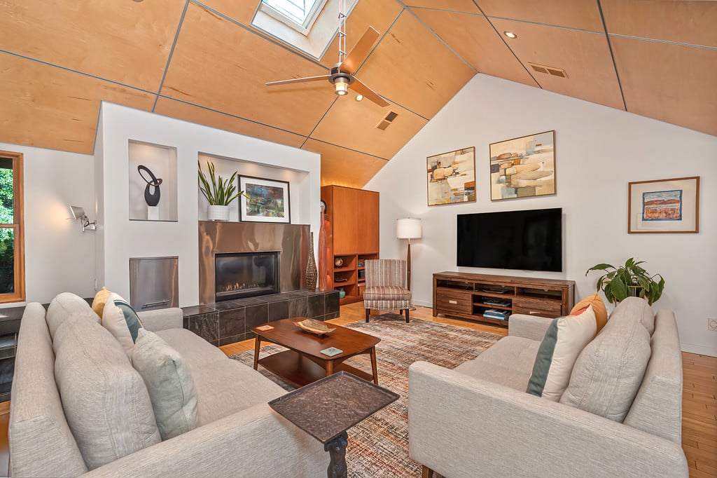5743 Brandywine Ct