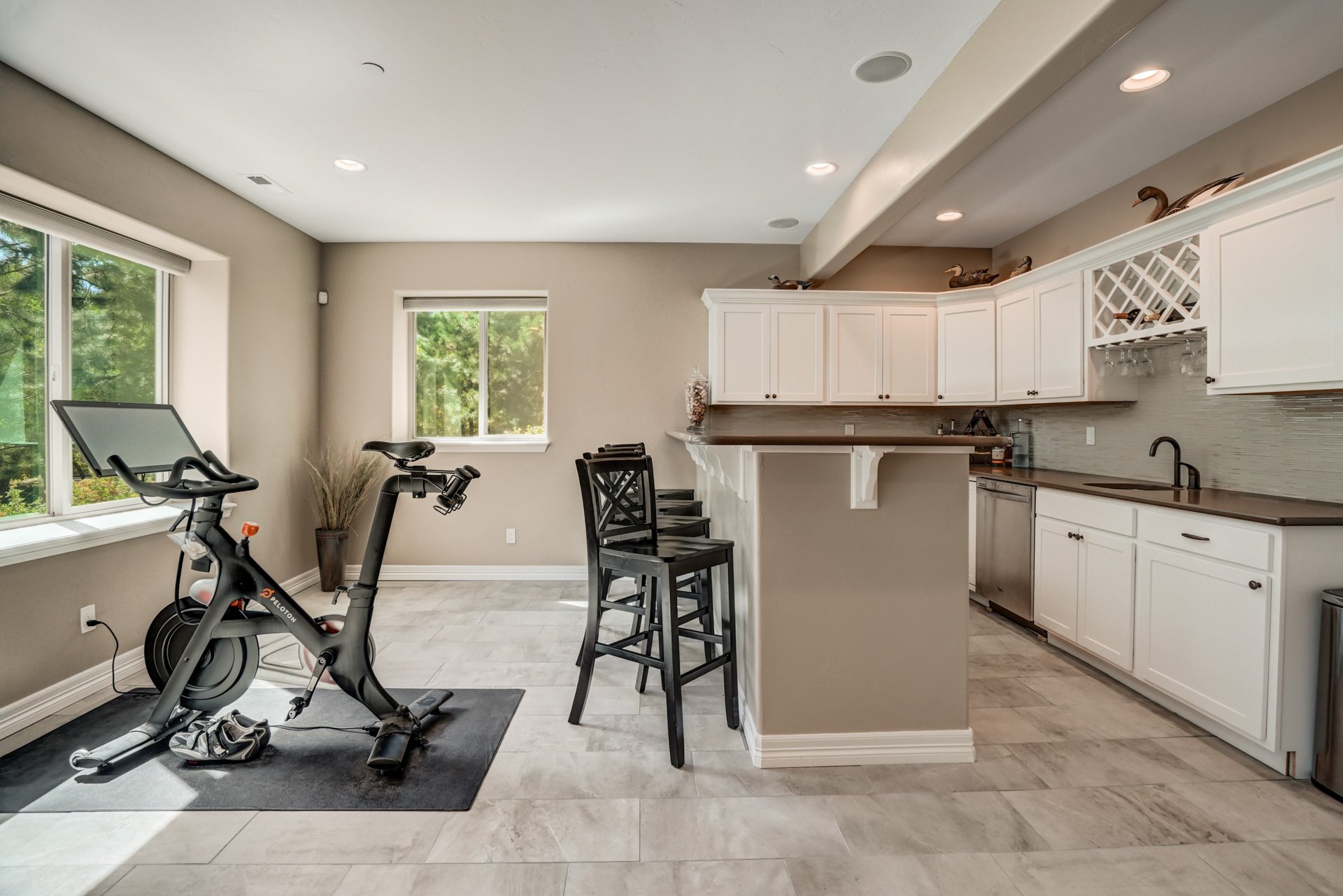 429 Stone Cottage Grove