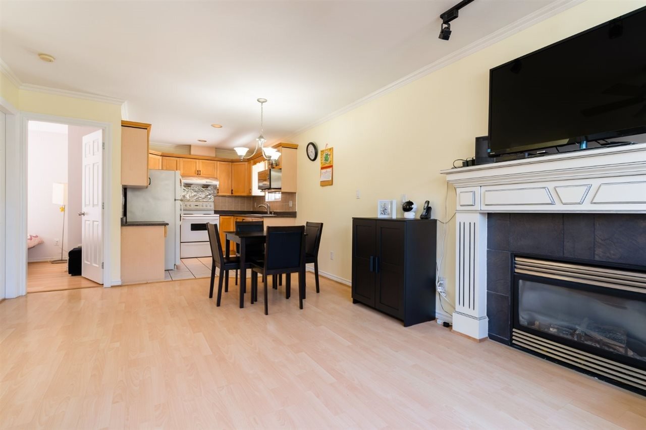 2821 Victoria Dr