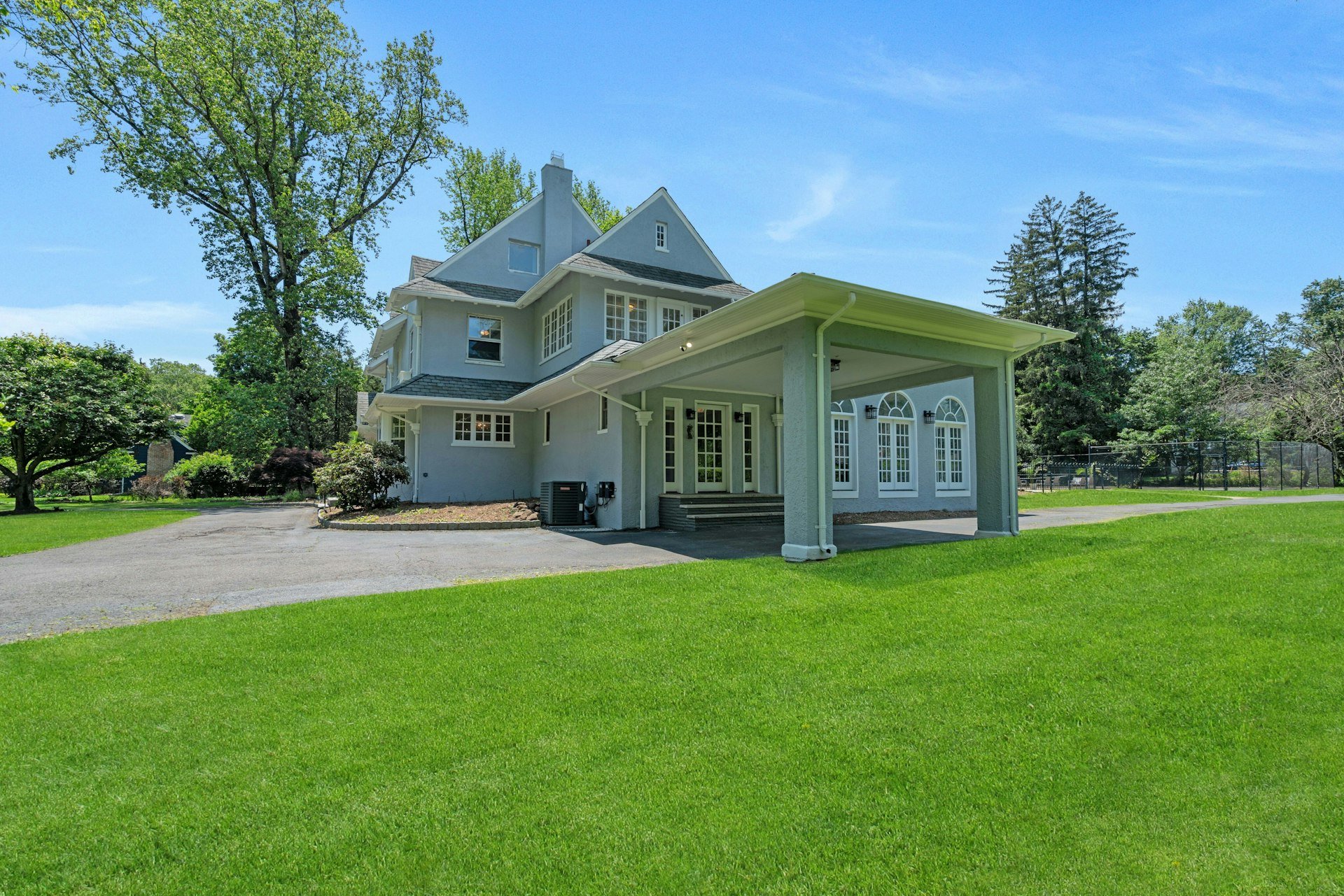 225 Glen Road