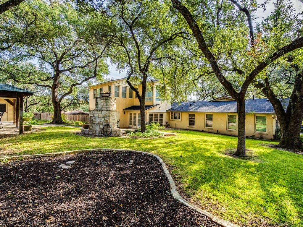 404 Almarion DR