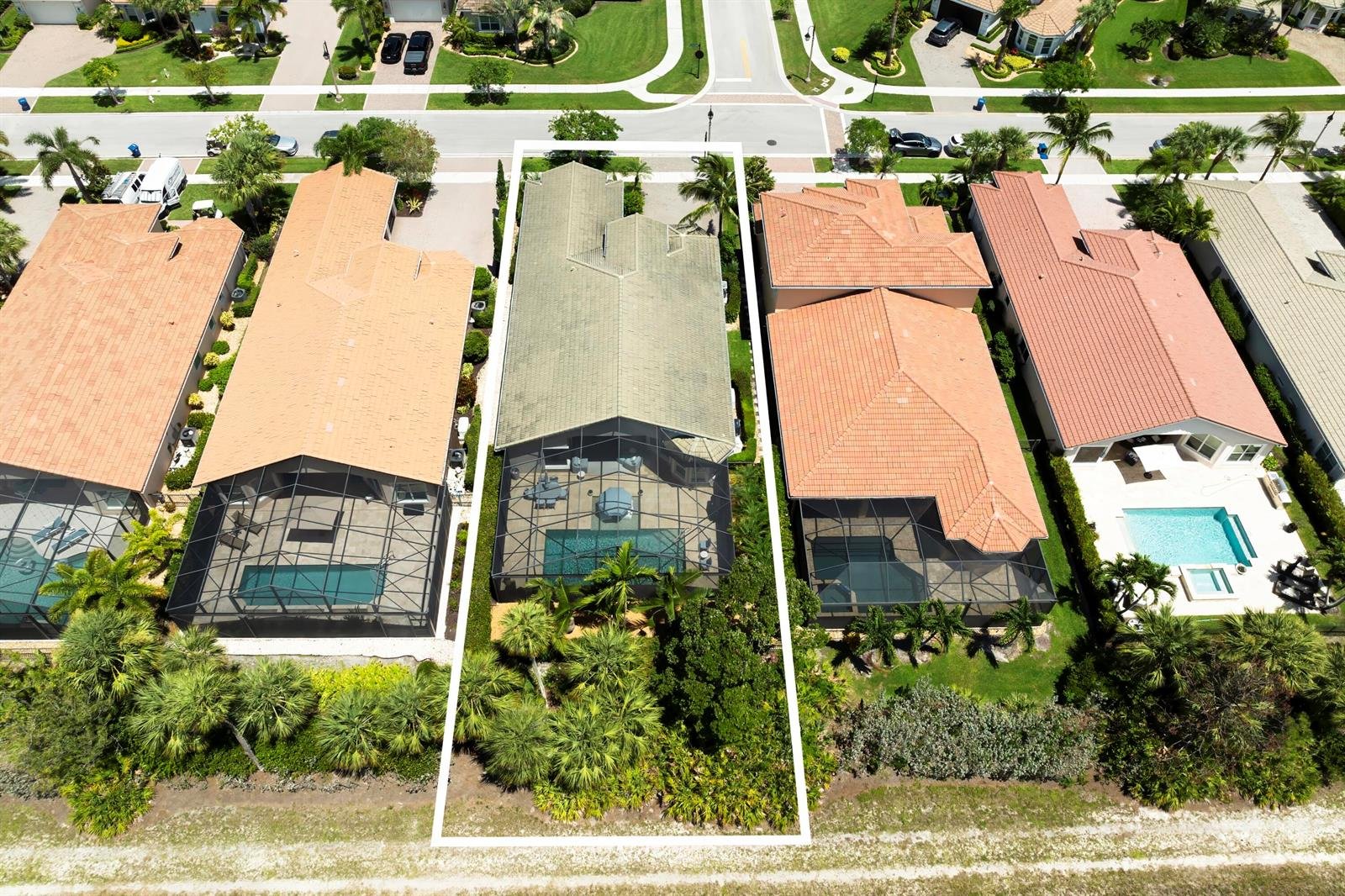 260 Carina Drive Dr