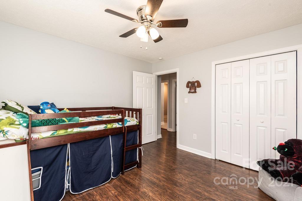 5196 Jenkins Rd
