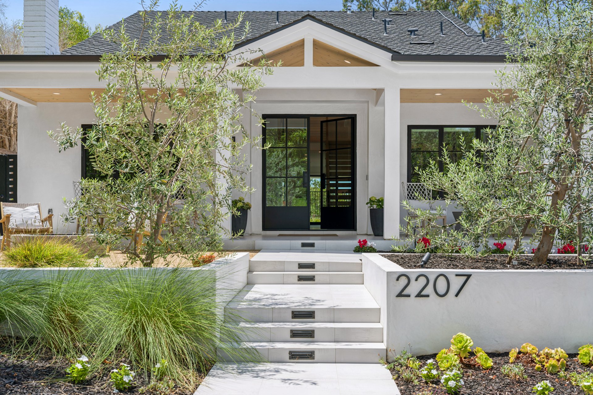 2207 Port Harwick Place