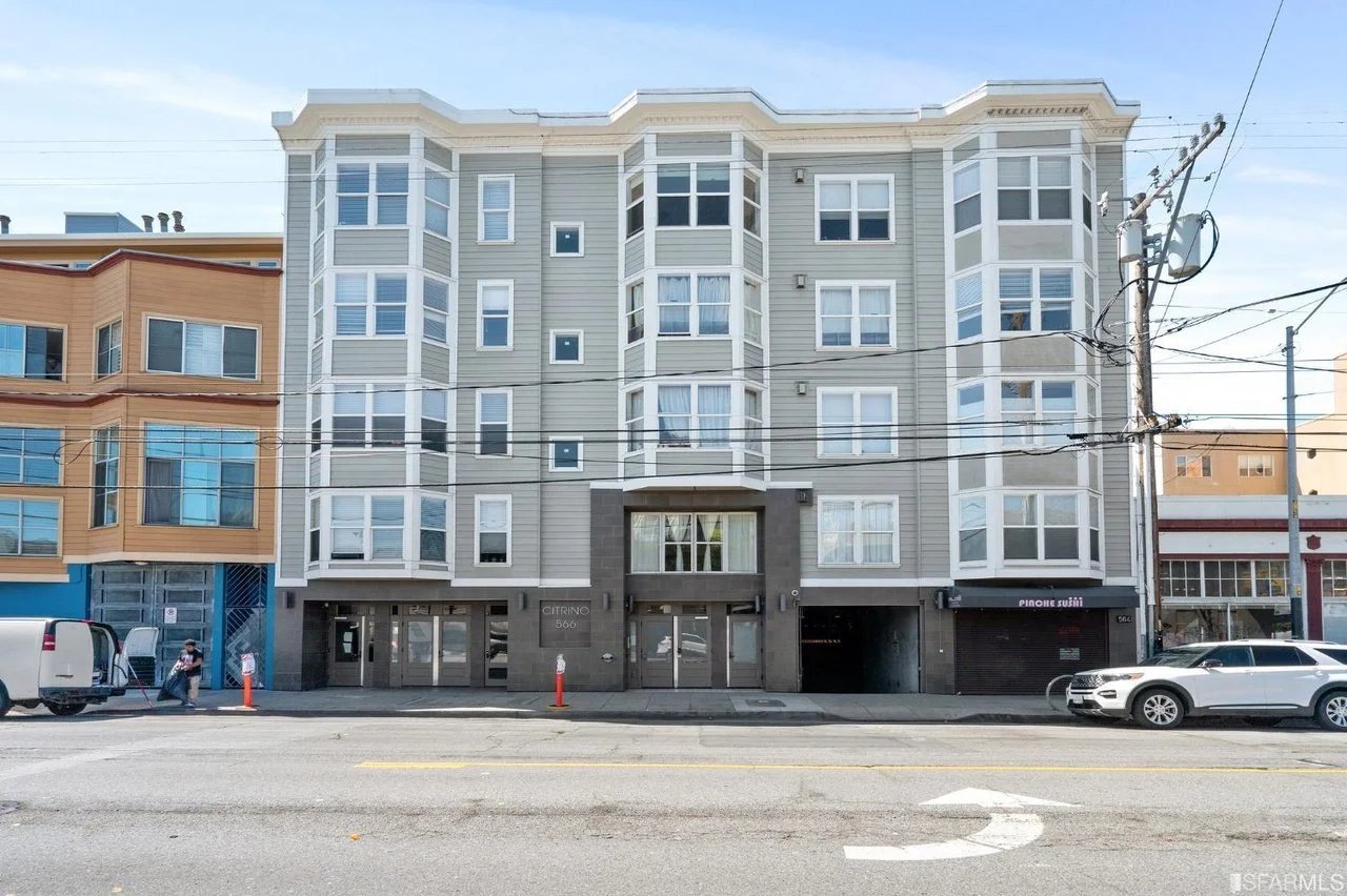 Citrino Condominiums