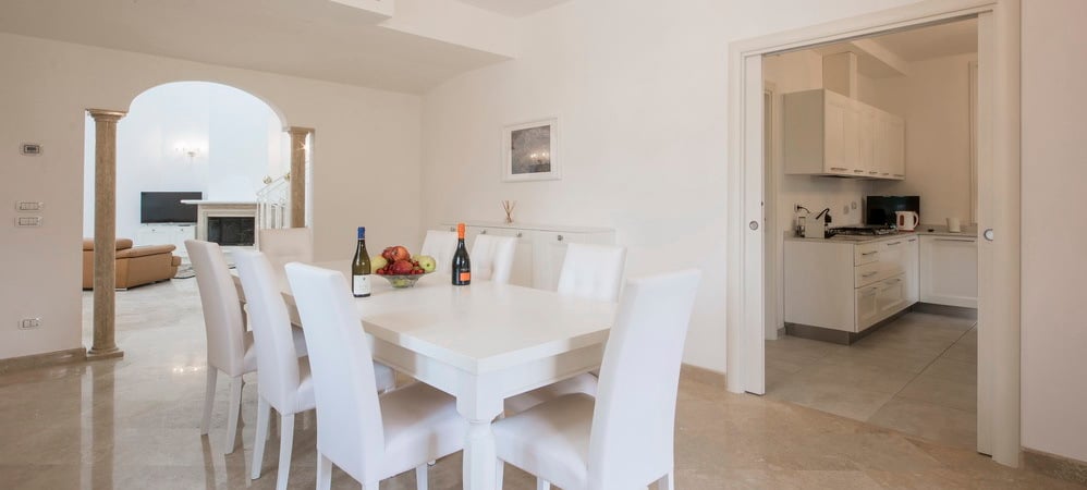 New Luxury Villa with Large Pool and Gardens in Forte dei Marmi