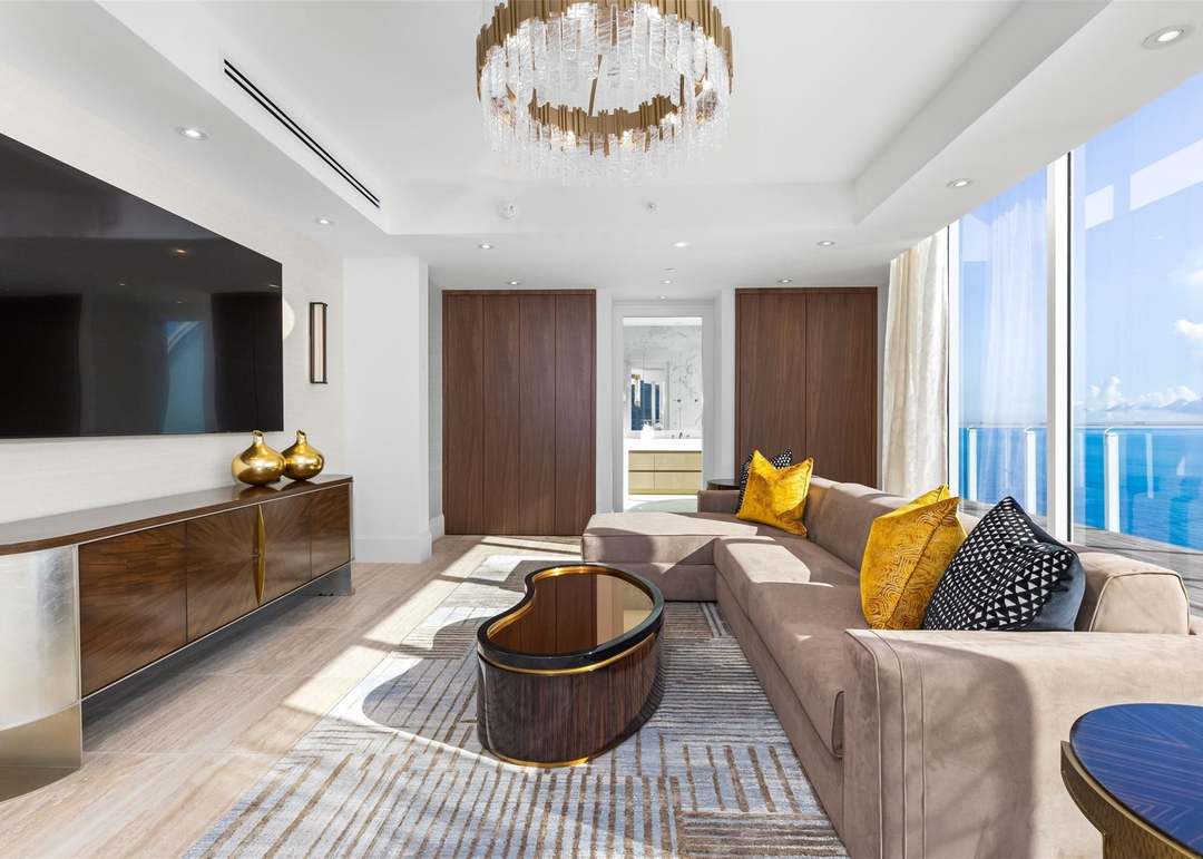 525 N Fort Lauderdale Beach Blvd #2201