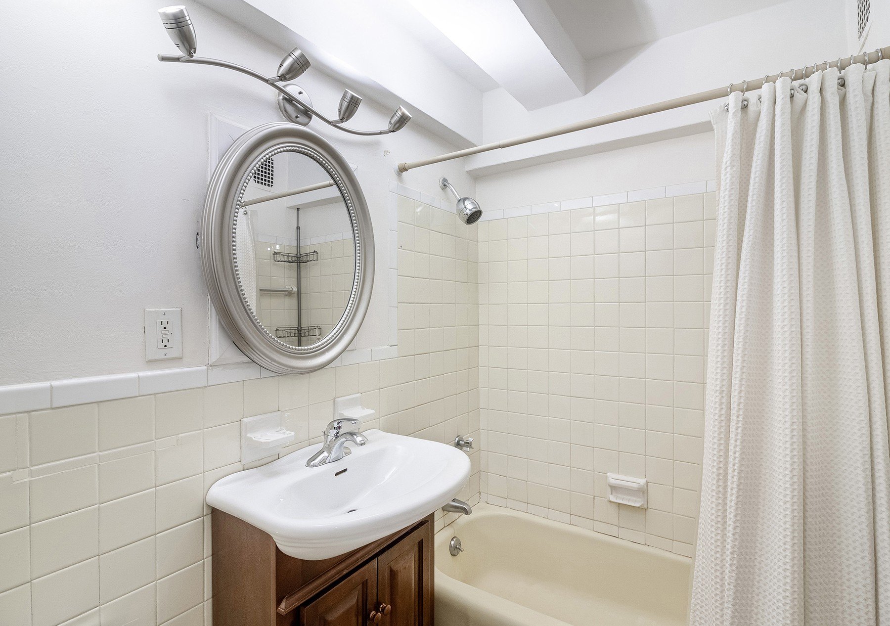 515 East 85th Street, #4G