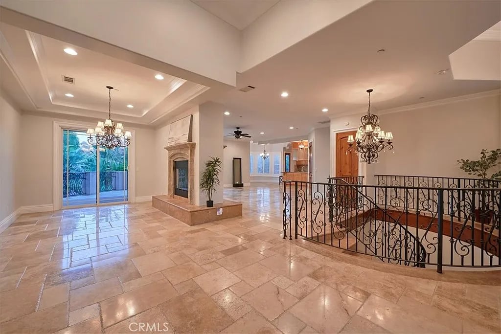 16119 Greens Ct