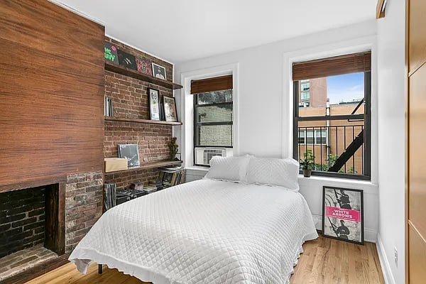 243 Mulberry Street #5R