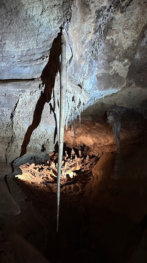 Exploring Cave of the Winds: Colorado’s Underground Adventure