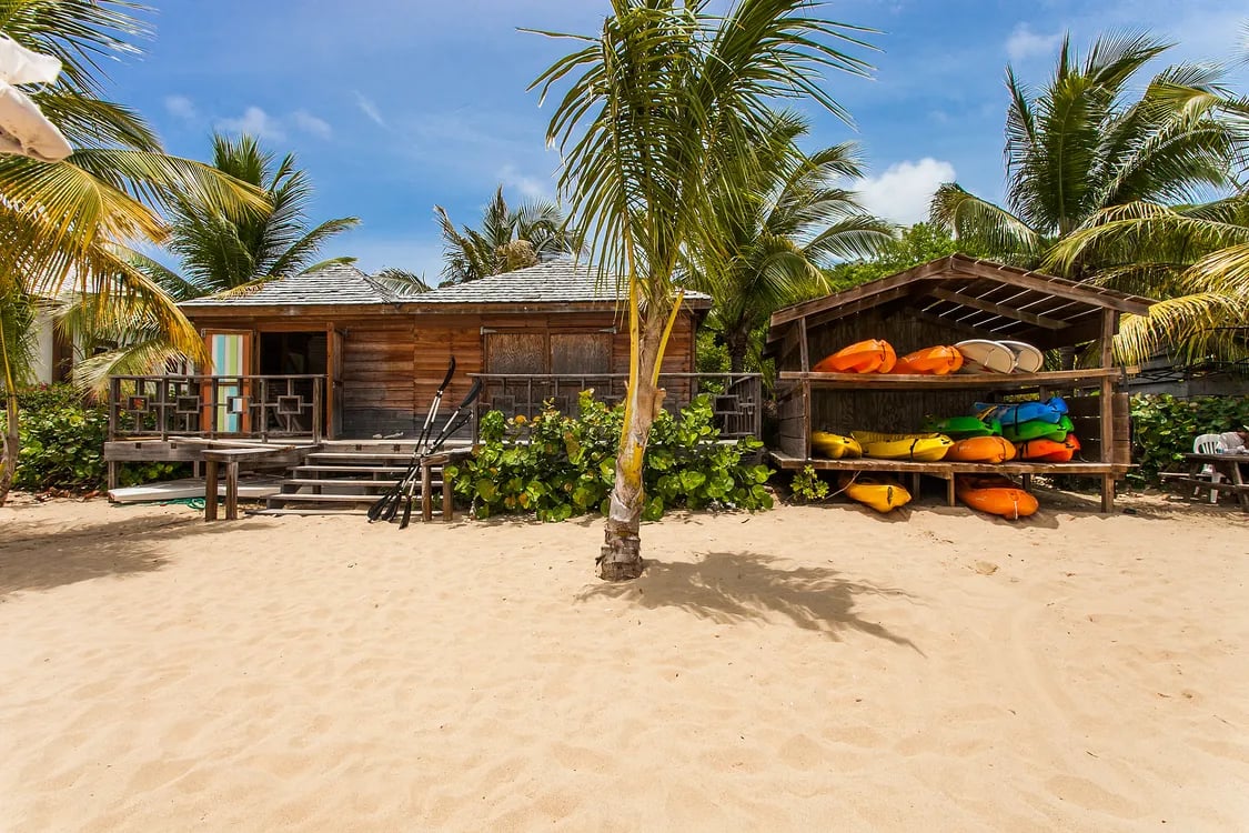 Ce blue Villa
