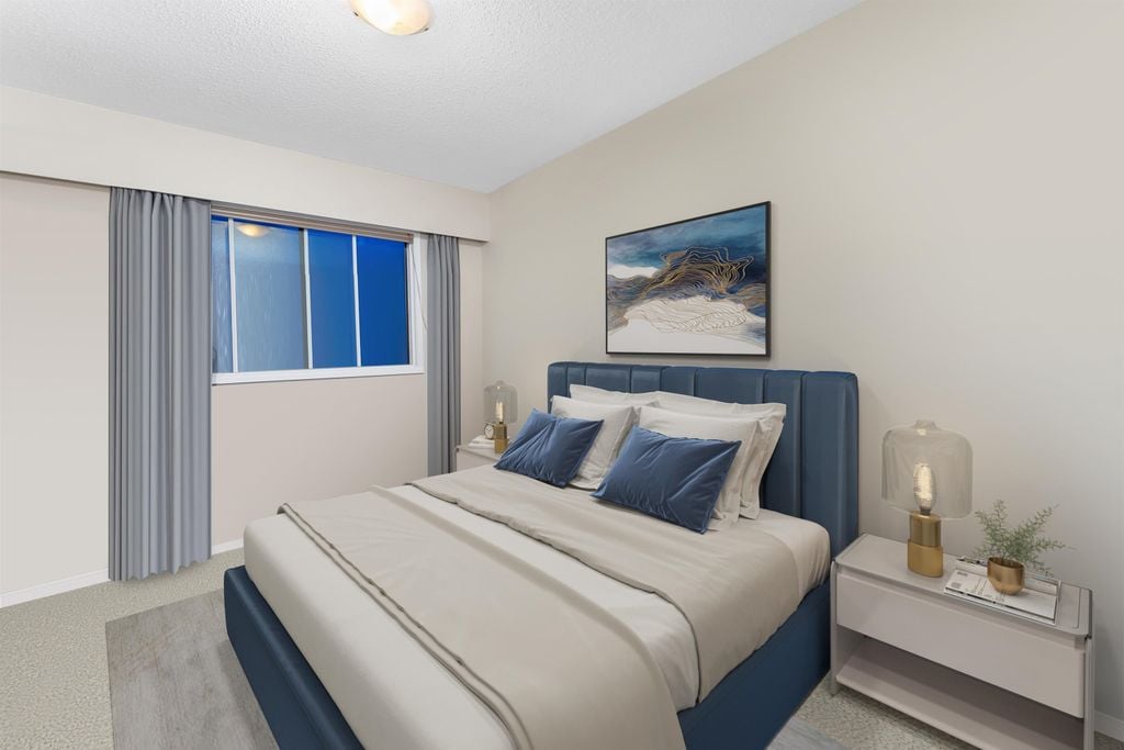 1250 Premier St