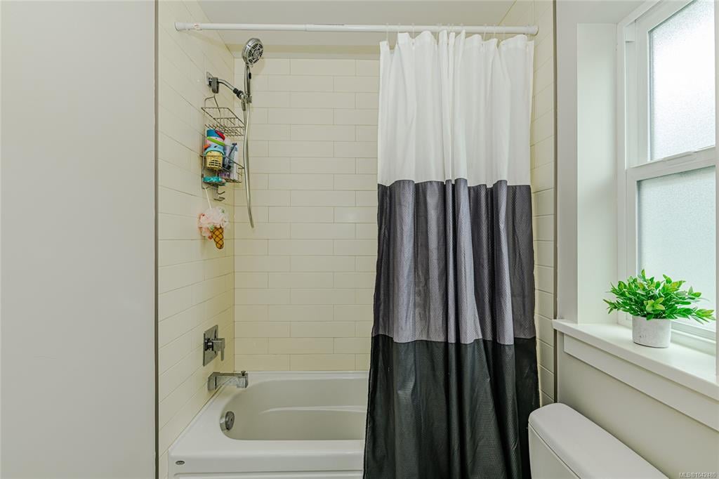 2922 Burlington Cres