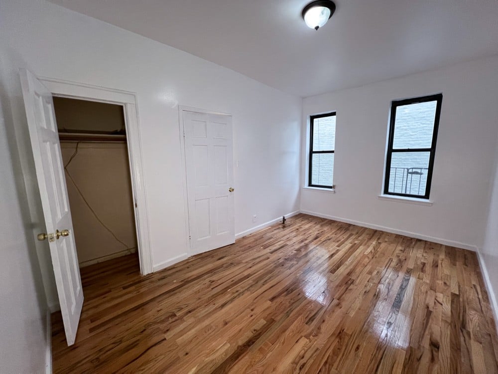 578 Ralph Avenue, #C4