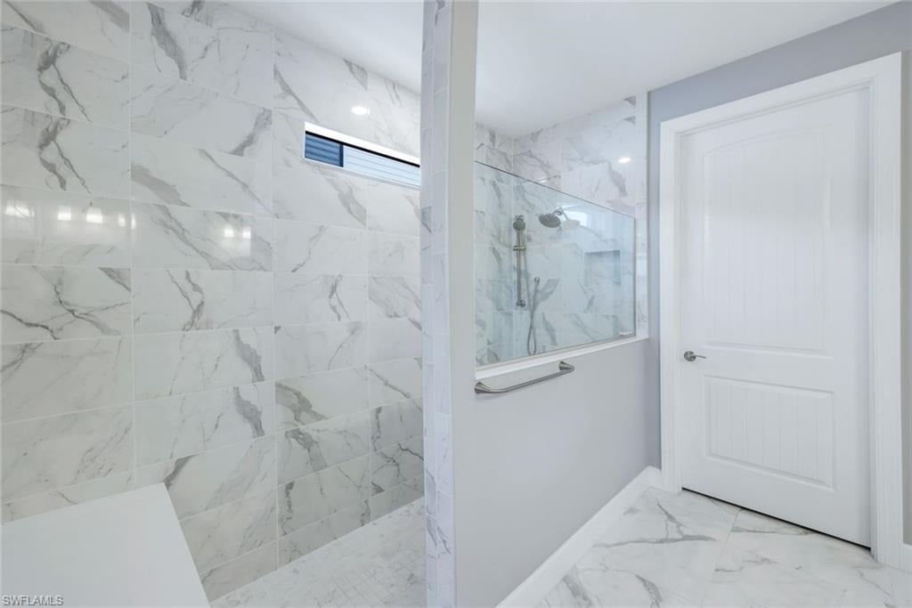 19009 Aqua Shore Dr