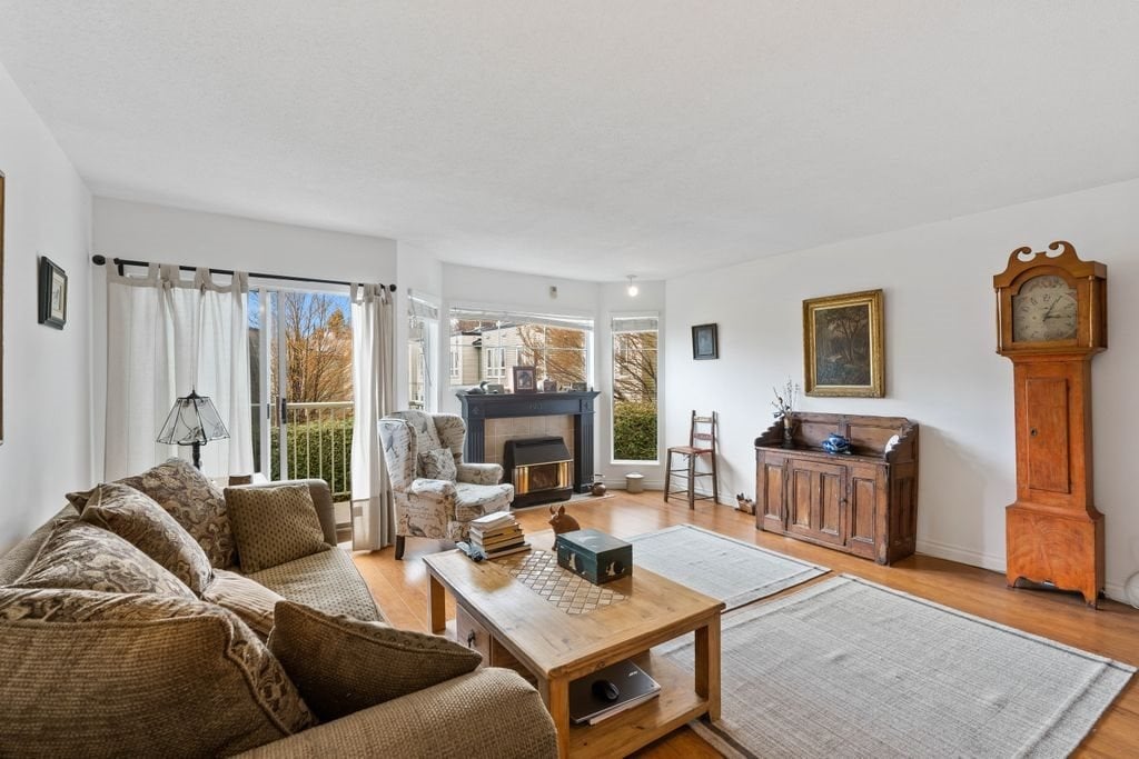 1318 Brunette Ave #5