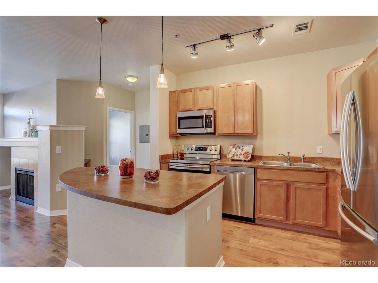 10184 Park Meadows Drive Unit# 1213