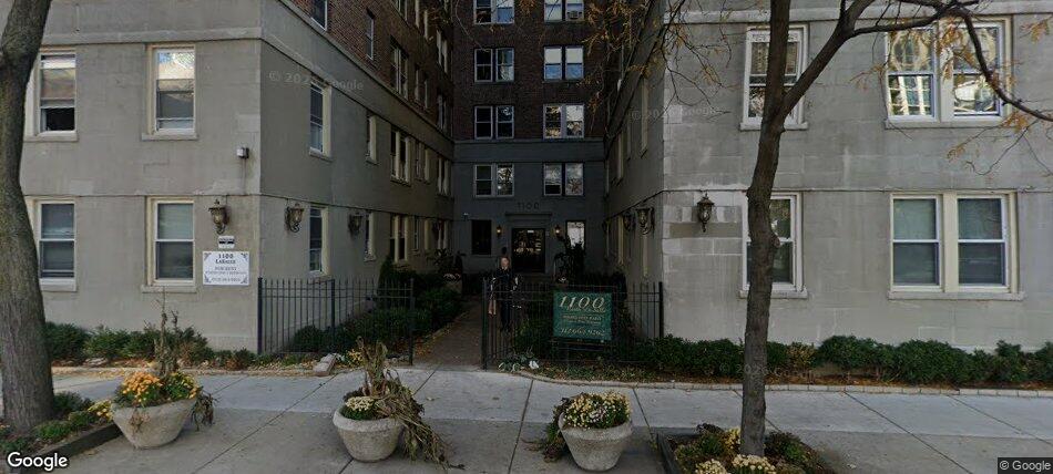 1100 N LA Salle Dr Apt 701