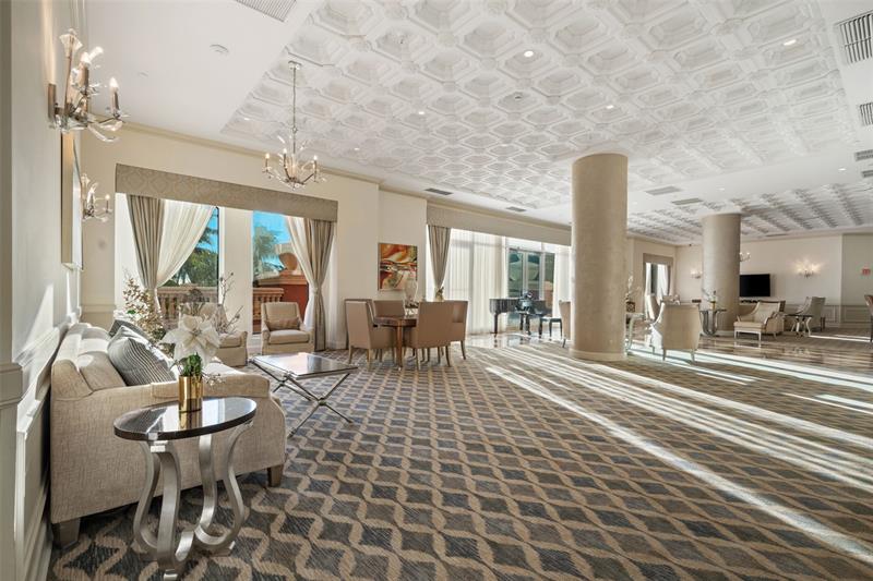 2100 N Ocean Blvd: Unit 18D