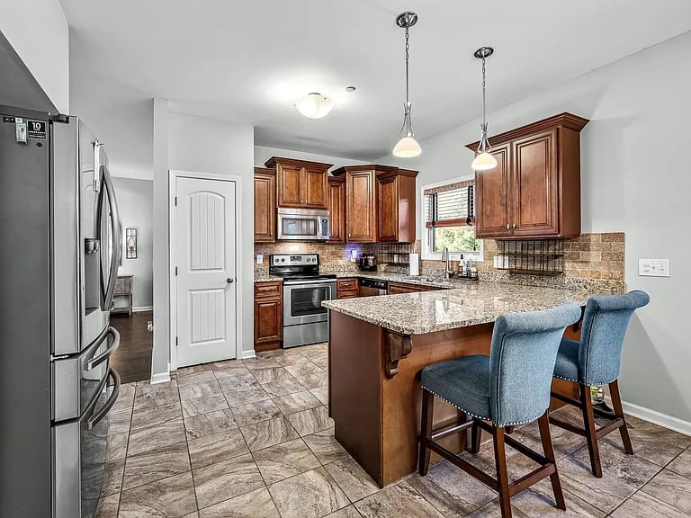 103 Kestrel Cir