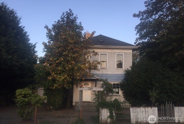 222 S 10th Street