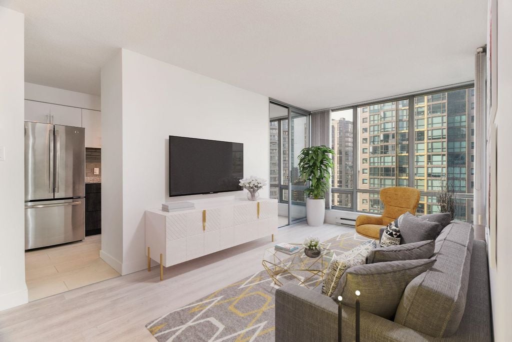 1288 W Georgia St, #1902