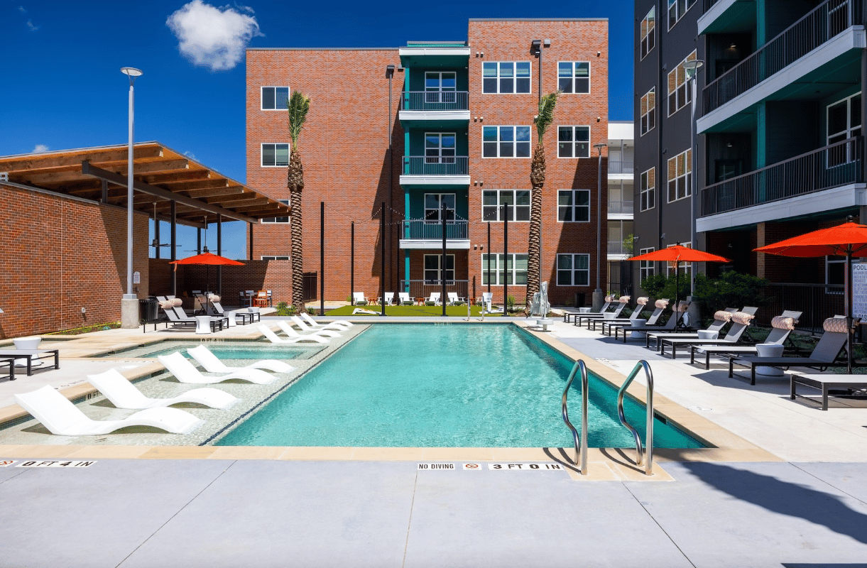 10 Weeks Free & $500 Gift Card