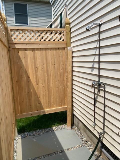 #312 a Classic Bay Header Home Just Three Homes From Ocean