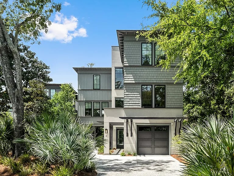 6 Little Rabbit Ln