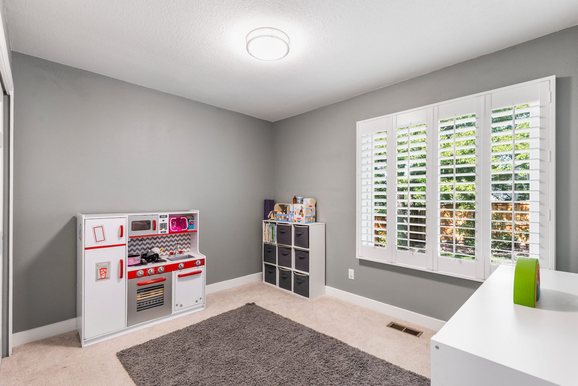 8745 Meadowlark Circle