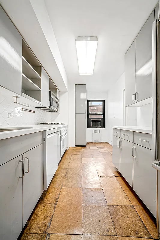 50 Sutton Place S, #21C