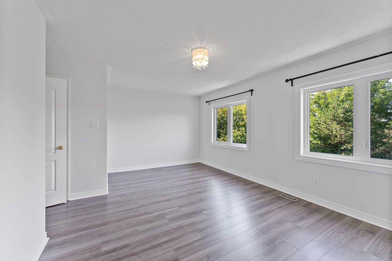 24 Hawtin Lane