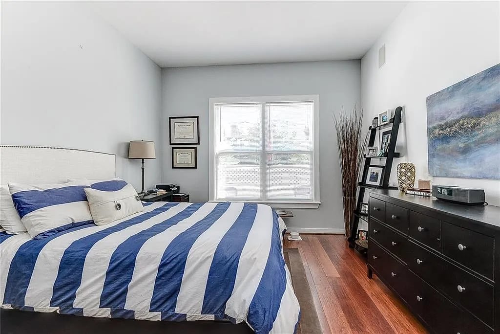 870 Inman Village Pkwy NE