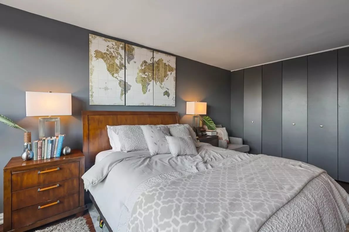 655 W Irving Park Rd #1004