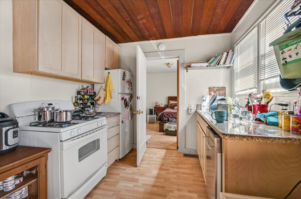 1827 Berkeley Way, Berkeley, CA 94703