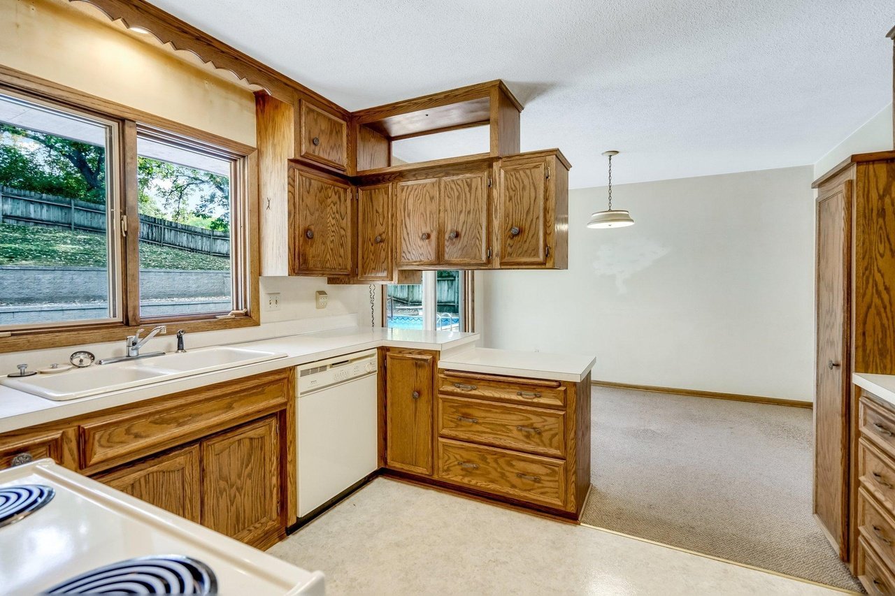 107 Belmont Rd