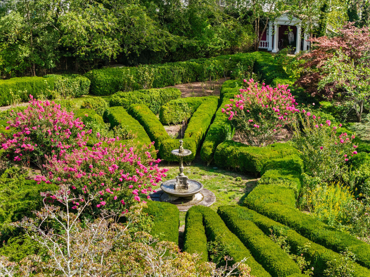 19 Pleasant Street - Moors End