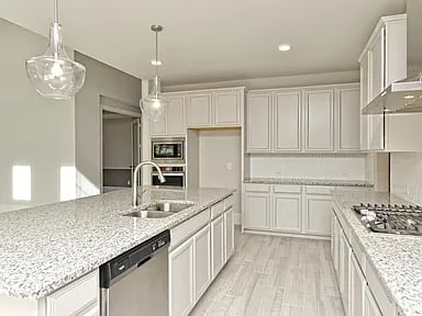 18005 Crofton Cv