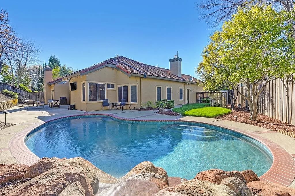 4622 Nassau Ct