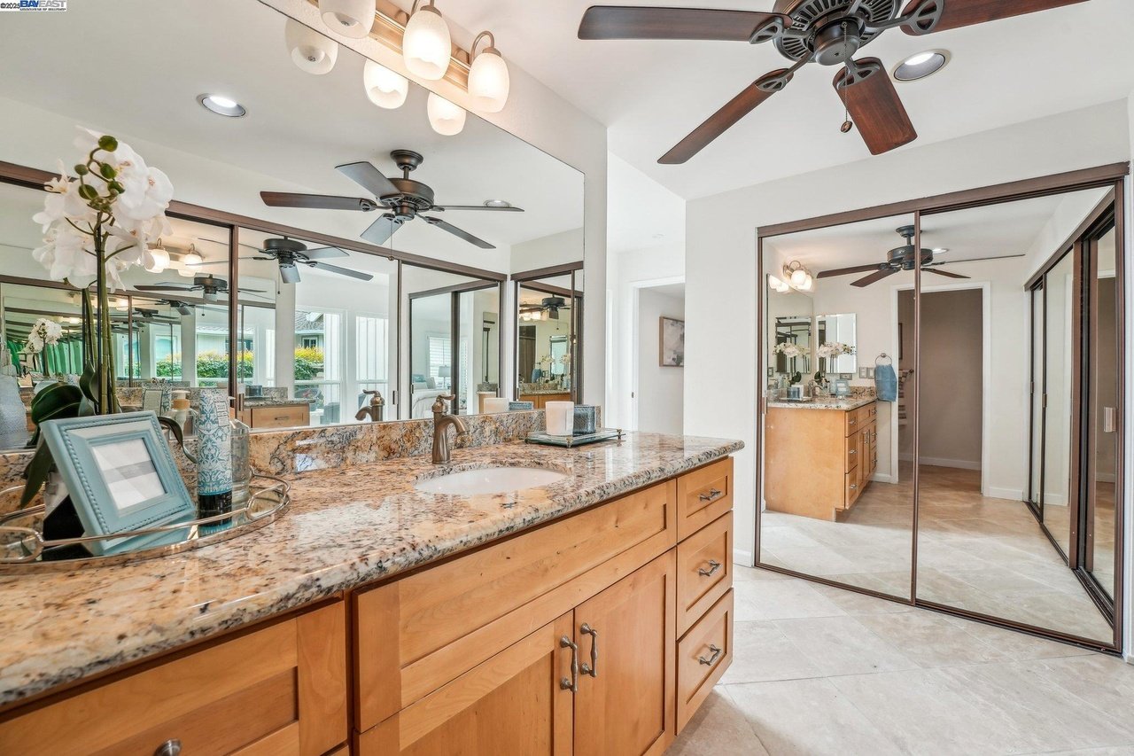 2119 Presidio Ct
